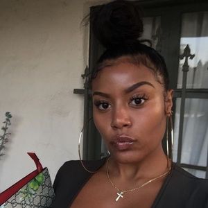 Meet your Posher, Tatyana